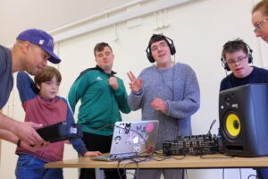 DJ Yellow Sub 10