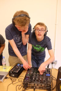 DJ Yellow Sub 2