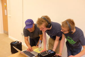 DJ Yellow Sub 4