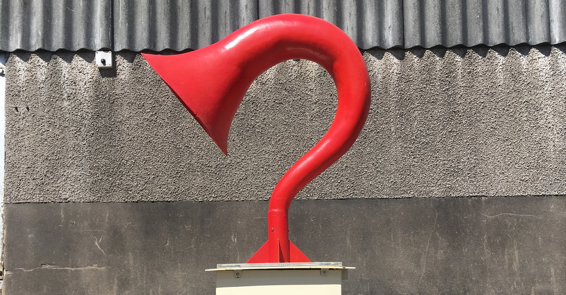 Mythophone red image CROPPED