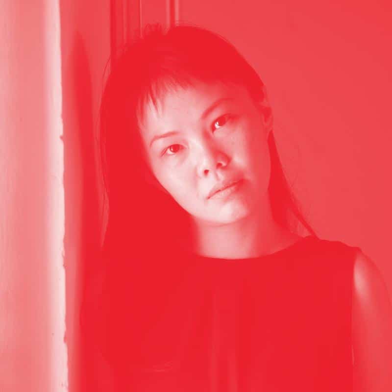 Red portrait image of Zhou Mengting